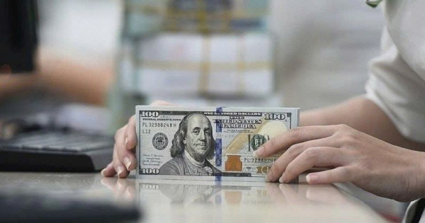 Giá ngoại tệ ngày 21/1/2026: USD hứng chịu làn sóng bán tháo diện rộng
