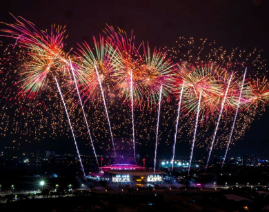 Đêm nghệ thuật “Dưới lá cờ vẻ vang của Đảng”: Đại nhạc hội pháo hoa chưa từng có ở Việt Nam