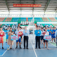 Chi nhánh khai thác đường sắt Sài Gòn: Rộn ràng chuỗi hoạt động chào Xuân Bính Ngọ và quyết tâm đảm bảo an toàn chạy tàu trong dịp Tết