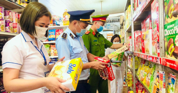 Loạt "ông lớn" ngành thực phẩm nằm trong danh sách kiểm tra an toàn thực phẩm Tết