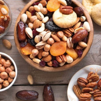 Bí quyết chọn hạt khô vừa ngon, vừa an toàn cho cả nhà dịp Tết