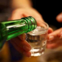 Làm sao để phân biệt được rượu thật - giả chuẩn xác?