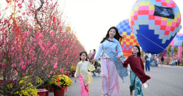 Lễ hội Xuân ven biển lớn nhất Đông Nam Bộ tại Cần Giờ hút Việt kiều và khách quốc tế