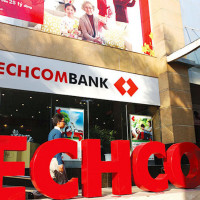 Techcombank và ABBank đồng loạt hạ lãi suất tiết kiệm từ đầu tháng 2/2026