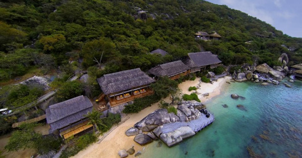 Vịnh Ninh Vân lọt vào top hòn đảo lãng mạn nhất châu Á