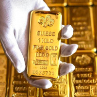 Giá vàng ngày 20/2/2026: Vàng thế giới giảm sâu, SJC duy trì mốc 181 triệu đồng/lượng