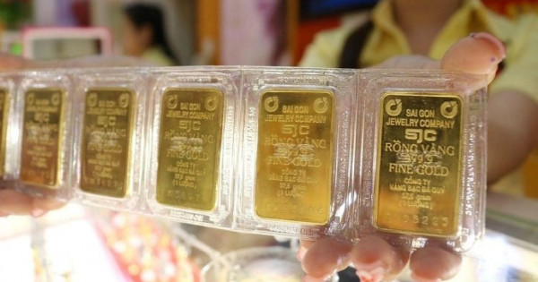 Giá vàng ngày 22/2/2026: SJC bật tăng, chạm ngưỡng 181 triệu đồng/lượng