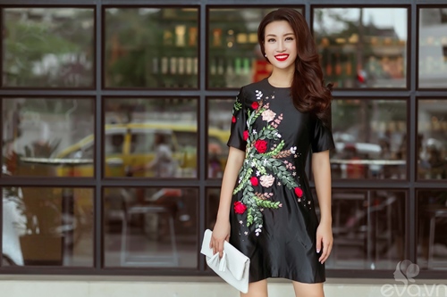 Hoa hậu Mỹ Linh: Từng rất hoảng sợ vì bị lật tẩy điều không hay trong quá khứ - 11