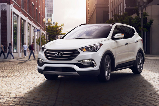 
Hyundai Santa Fe giảm 70 triệu trong tháng 4.
