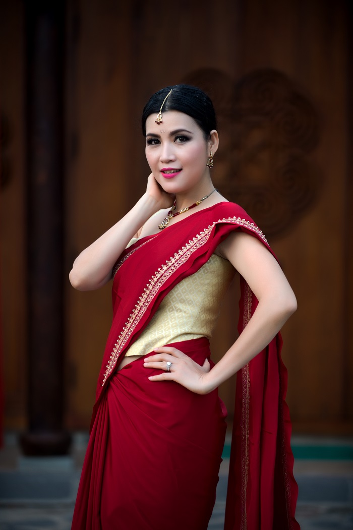 7-Mai-thu-huyền-diện-trang-phục-ấn-độ-tiêu-dùng-24g-net