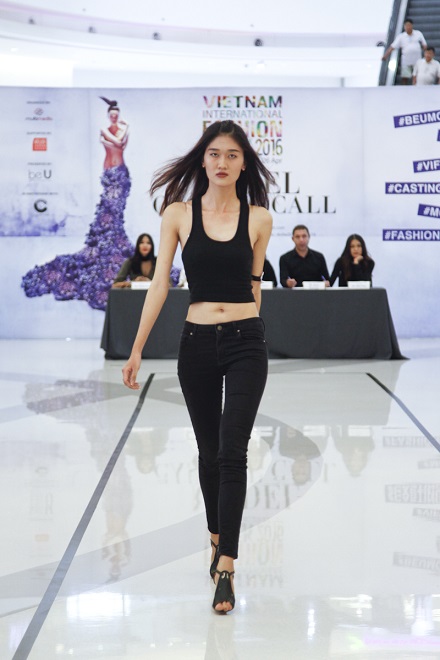 6-Vietnam International Fashion Week 2016-tiêu-dùng-24g-net