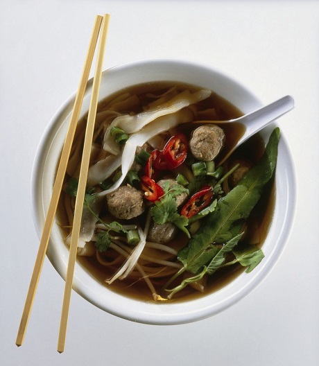 đũa trong văn hóa ẩm thực Thái Lan