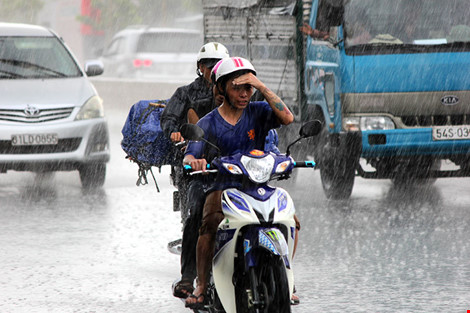 Sài Gòn đã có mưa sau chuỗi ngày nắng nóng kéo dài