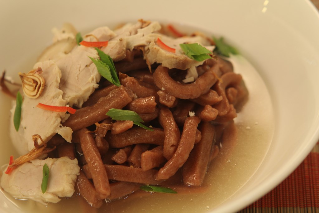 Tài "lật mặt" cực nhanh của Trường Giang trên sóng truyền hình