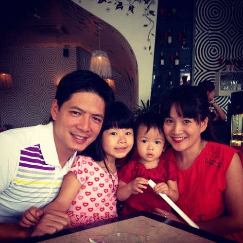Những mối tình tay ba gây chấn động showbiz Việt