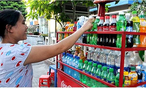 Tạm dừng lưu thông 13 sản phẩm nước uống của Coca Cola Việt Nam