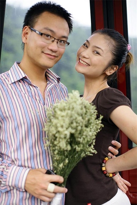 Những ông chồng "vô danh" của mỹ nhân tài sắc showbiz Việt
