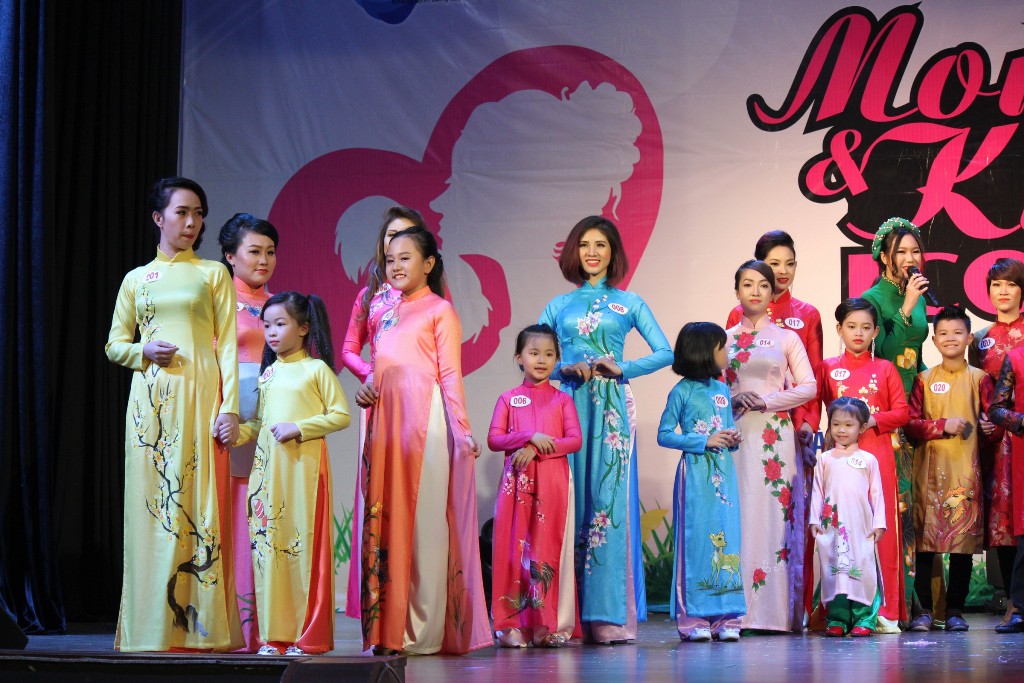 Lộ diện cặp mẹ con đăng quang quán quân MOM&KIDS ICON 2016