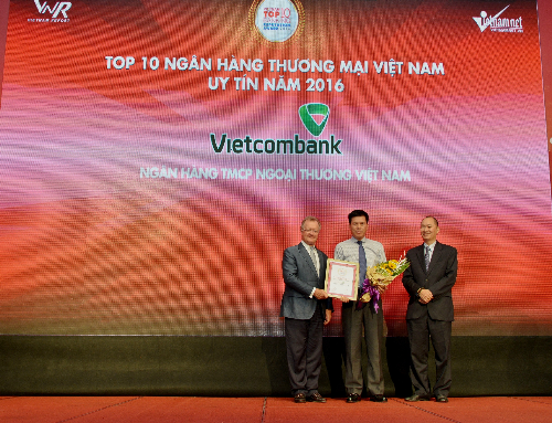 Vietcombank lot top 10 ngân hàng uy tín tại Việt Nam