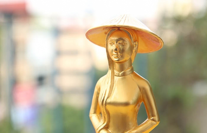 Phát hiện hành khách vận chuyển trái phép tượng nghi vàng