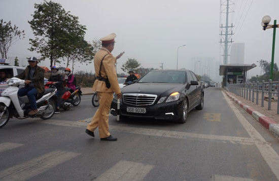 Chính thức “mạnh tay” xử phạt phương tiện lấn làn buýt BRT