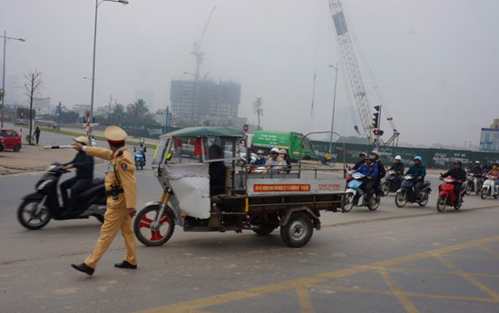 Chính thức “mạnh tay” xử phạt phương tiện lấn làn buýt BRT