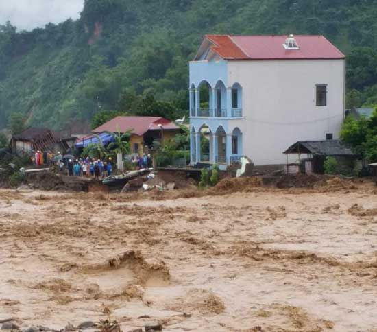 Những hình ảnh kinh hoàng do lũ quét gây ra tại Sơn La, Yên Bái