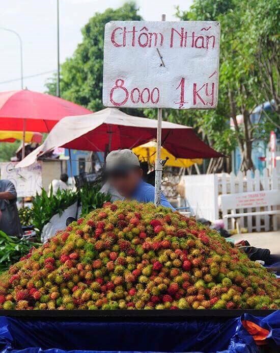 Coi chừng phạt nặng vì bán trái cây cân thiếu - ảnh 1