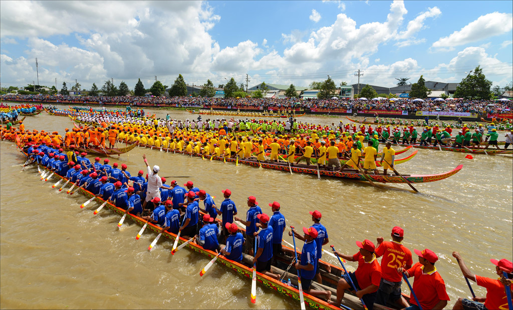 Nhung le hoi truyen thong tai hien trong bo anh 'Dau an Viet Nam' hinh anh 4