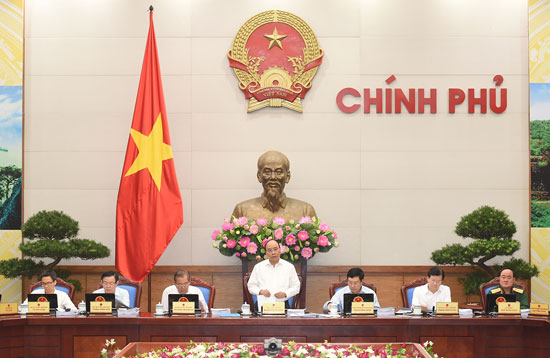 Thủ tướng Nguyễn Xuân Phúc: Chưa đề cập việc tăng các loại thuế, phí
