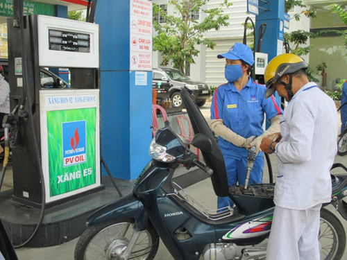 Giá các mặt hàng xăng dầu tiếp tục được giữ nguyên