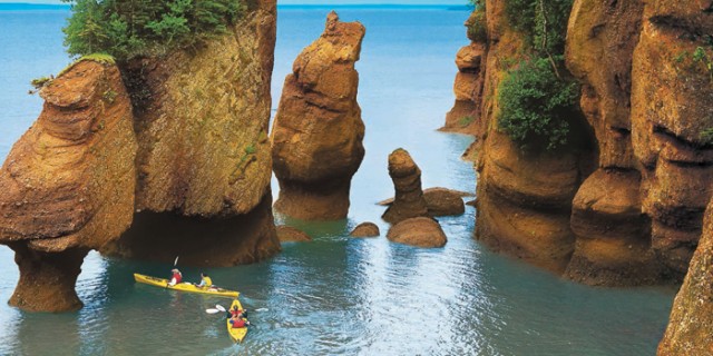 Vịnh Hạ Long đứng đầu danh sách vịnh đẹp nhất thế giới