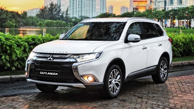 Giá xe ôtô hôm nay 7/7: Mitsubishi Outlander giảm 51 triệu đồng