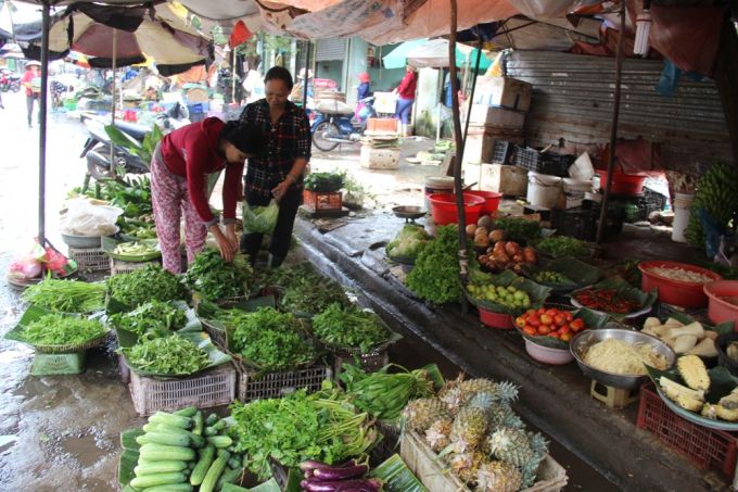 Giá rau xanh tăng “chóng mặt”