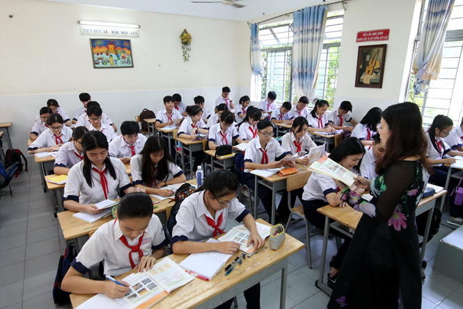 Chủ tịch TP Hồ Chí Minh đồng ý đề xuất miễn học phí cho học sinh THCS