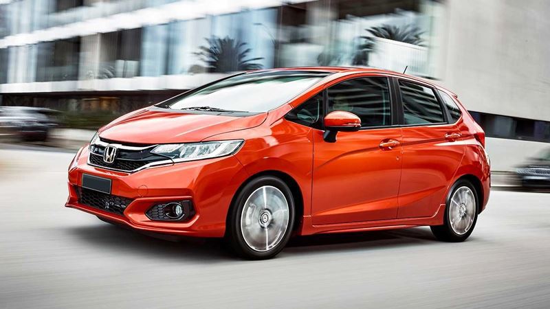 Giá xe ôtô hôm nay 5/10: Honda Jazz có giá từ 544-624 triệu đồng.