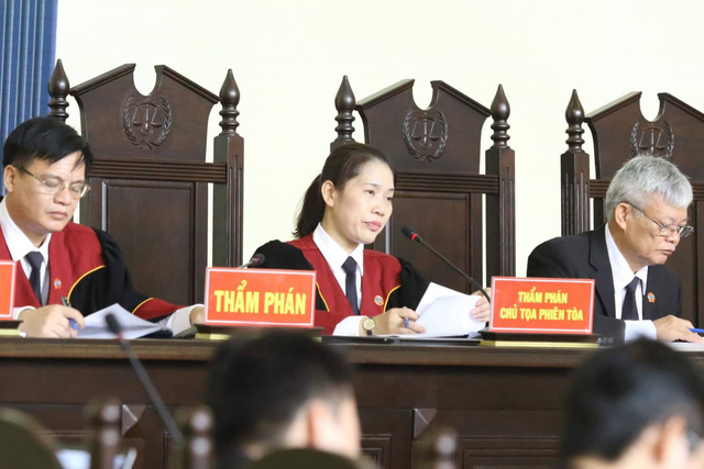 Hôm nay, xét xử Trung tướng Phan Văn Vĩnh và 91 đồng phạm trong vụ án “đánh bạc nghìn tỷ”