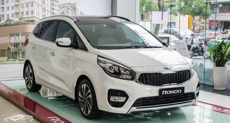 Giá xe ôtô hôm nay 20/11: Kia Rondo 2018 giảm 20 triệu đồng