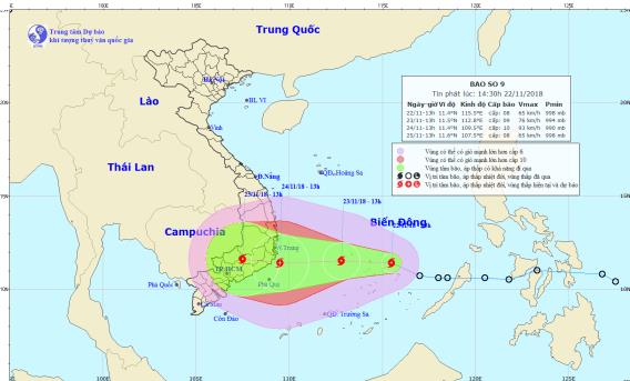 Bão số 9 ngày càng mạnh sắp đổ bộ đất liền, mưa lớn khắp nơi