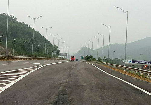 Từ ngày (25/11), thu phí nút giao IC11 (Km98+500) cao tốc Nội Bài-Lào Cai