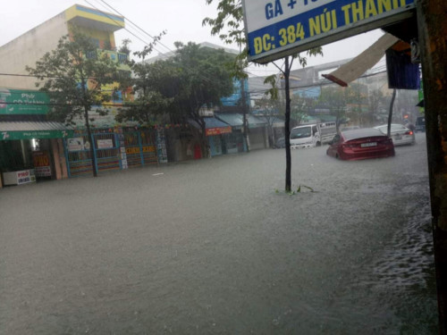 Học sinh Đà Nẵng phải nghỉ học ngày mai, học sinh đà nẵng nghỉ học, ngập lụt đà nẵng