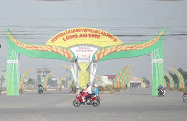 Khai mạc Festival Lúa gạo Việt Nam lần thứ III tại Long An