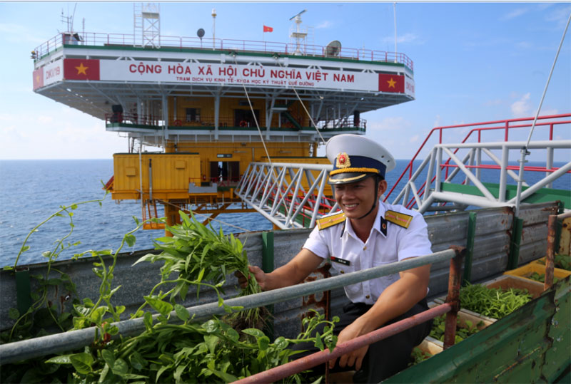 Trường Sa tháng Tư...