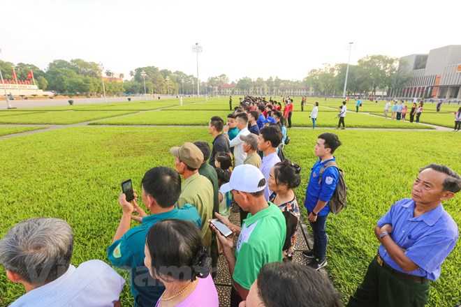 Lễ chào cờ tại Quảng trường Ba Đình trong ngày Sinh nhật Bác