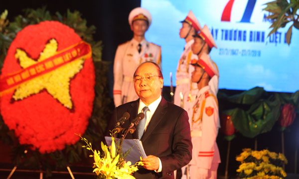 Thủ tướng: “Chúng ta không được phép quên những cống hiến, hy sinh của cha anh đi trước”
