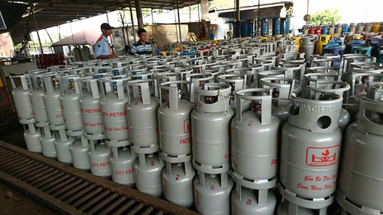 Từ hôm nay (1/1/2019), giá gas tăng 4.000 đồng/bình 12 kg