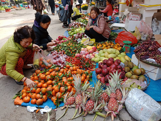 Trái cây bày mâm ngũ quả tăng giá 'chóng mặt'