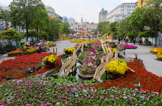 TP Hồ Chí Minh: Tưng bừng khai mạc "Đường hoa Nguyễn Huệ Tết Kỷ Hợi 2019"