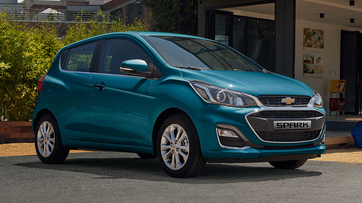 Giá xe ôtô hôm nay 2/5: Chevrolet Spark có giá 299-389 triệu đồng