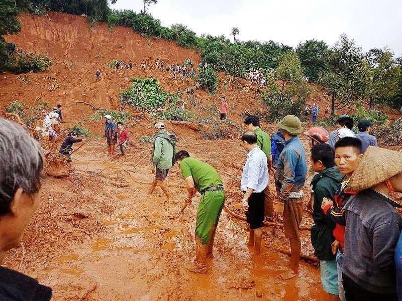 Mưa lớn ở Tây Nguyên: 8 người chết, hàng nghìn ngôi nhà ngập lụt